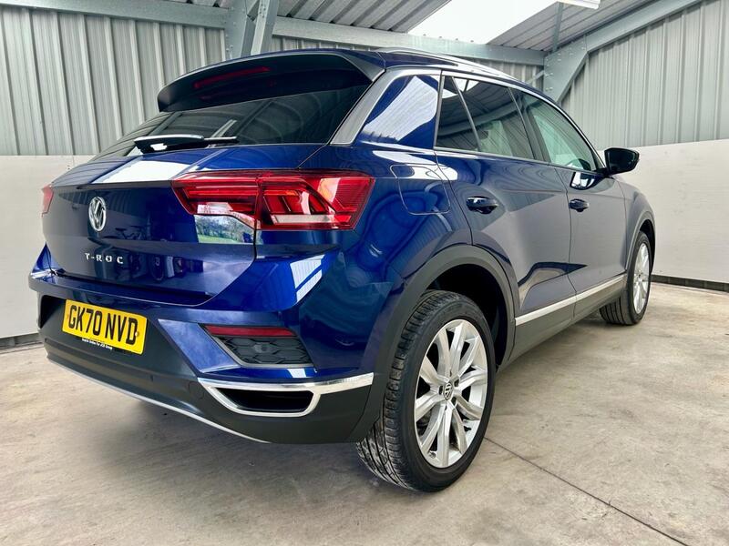VOLKSWAGEN T-ROC