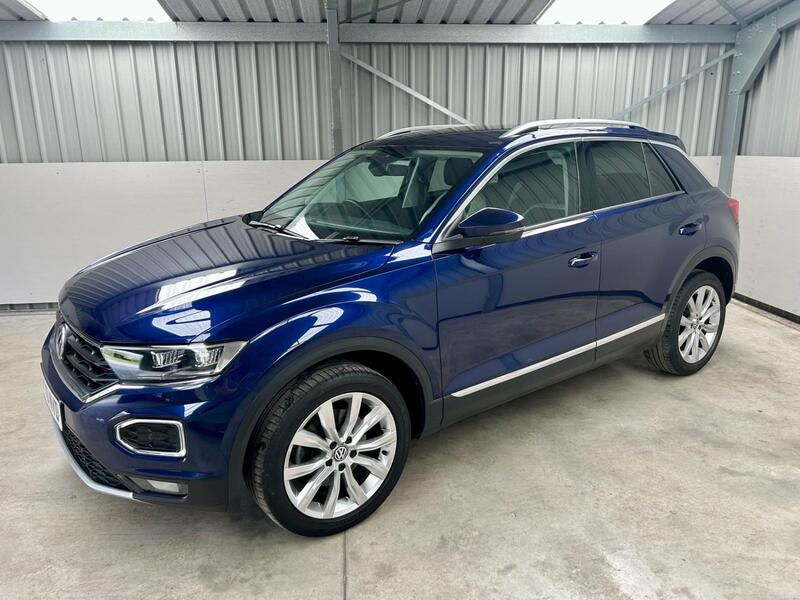 VOLKSWAGEN T-ROC
