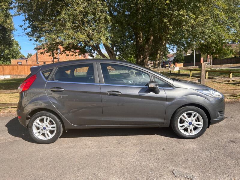 FORD FIESTA