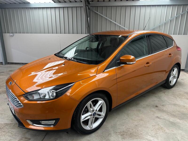 FORD FOCUS