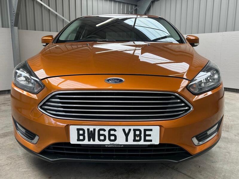 FORD FOCUS