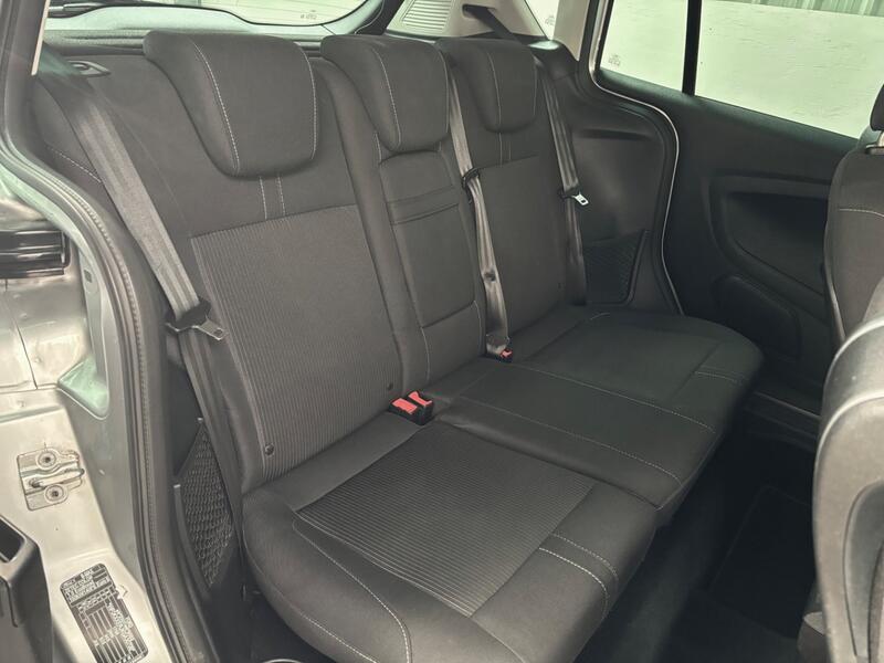 FORD B-MAX