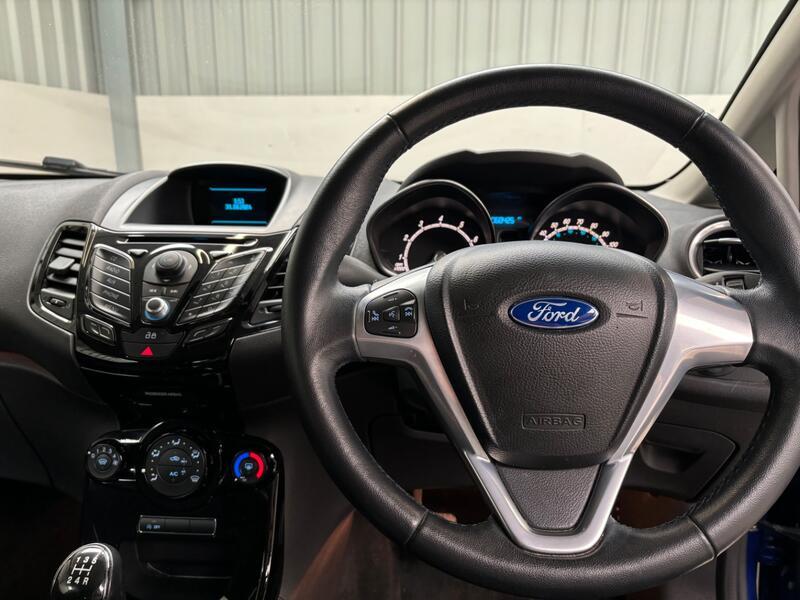 FORD FIESTA