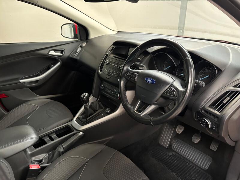 FORD FOCUS