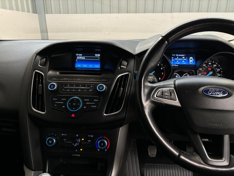 FORD FOCUS