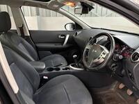 NISSAN QASHQAI+2