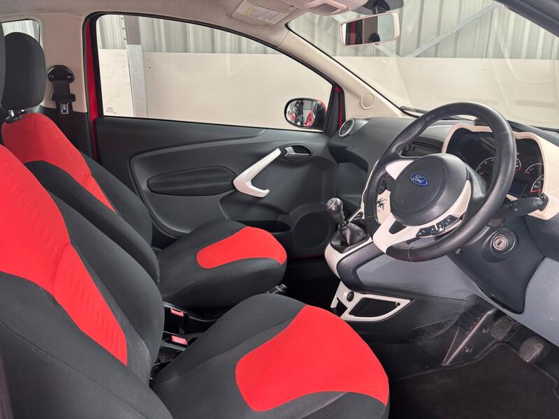 FORD KA