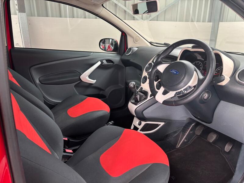 FORD KA