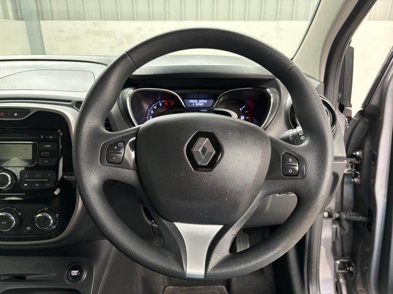 RENAULT CAPTUR