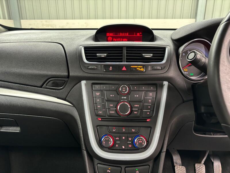 VAUXHALL MOKKA