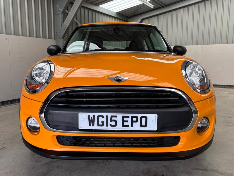 MINI HATCH
