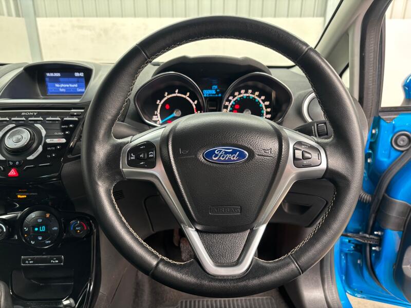 FORD FIESTA