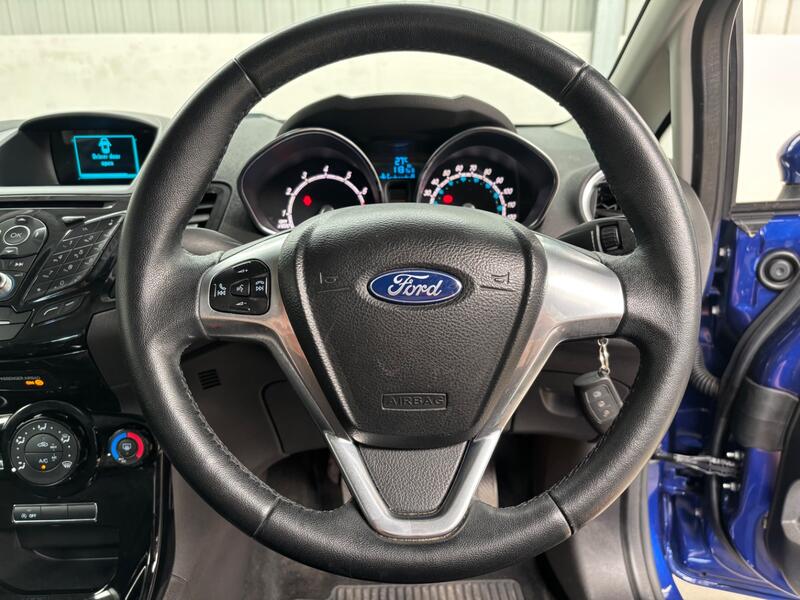 FORD FIESTA