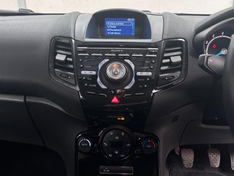 FORD FIESTA