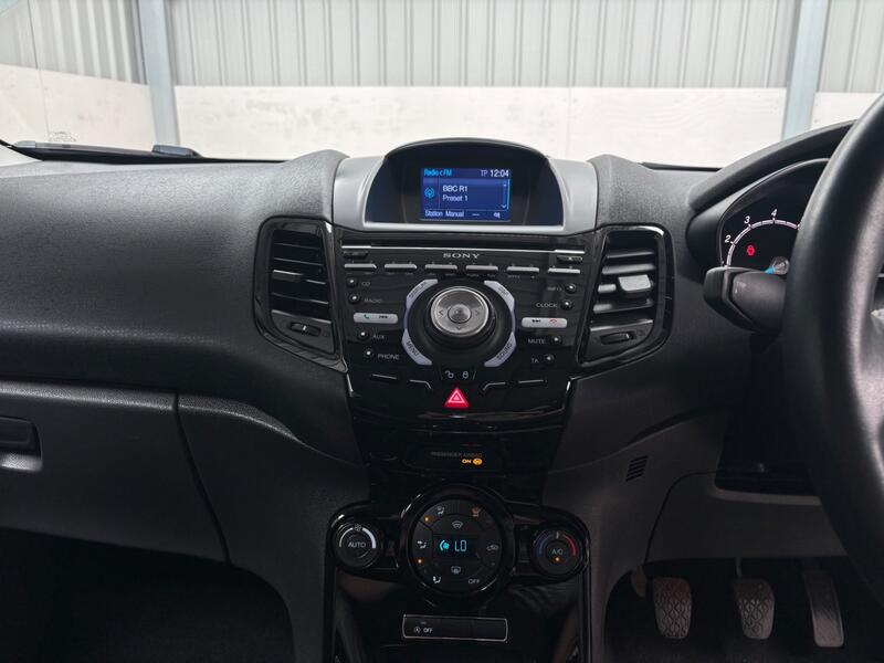 FORD FIESTA