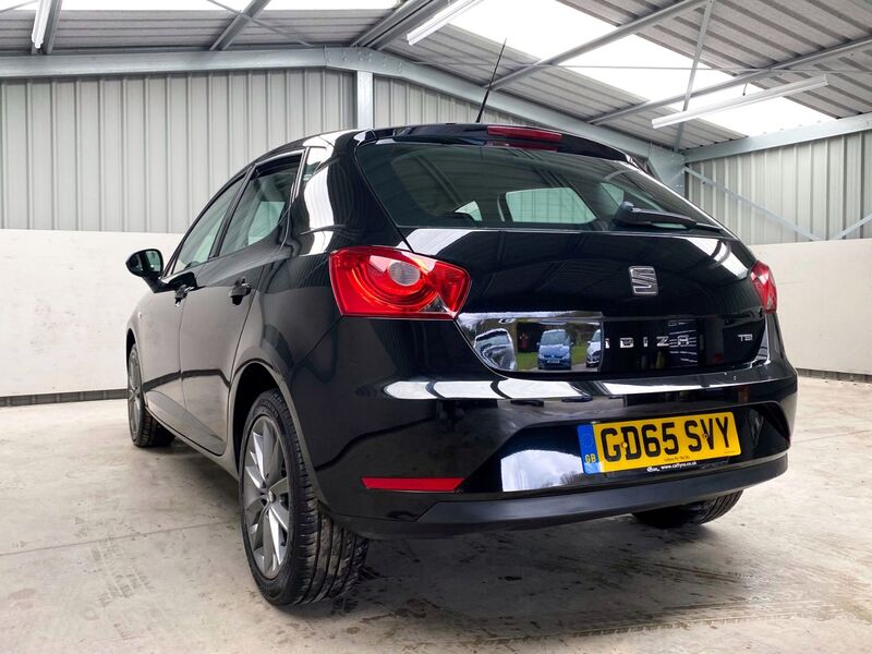 SEAT IBIZA