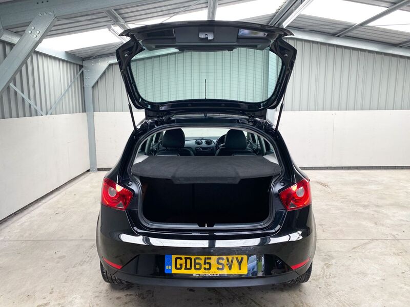 SEAT IBIZA