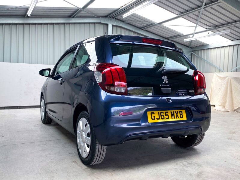 PEUGEOT 108
