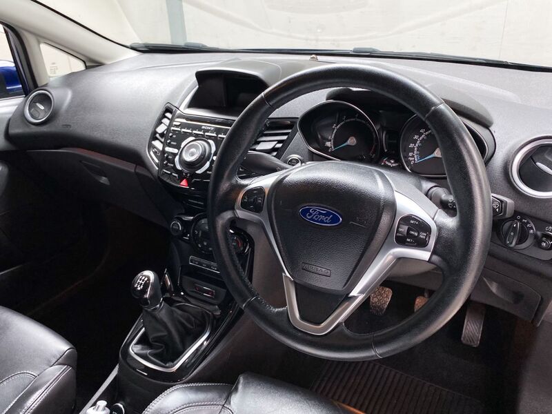 FORD FIESTA