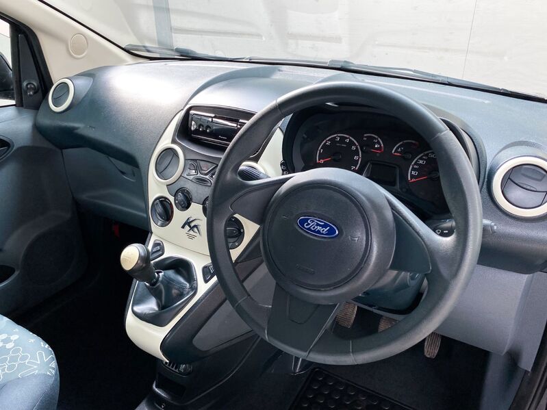 FORD KA