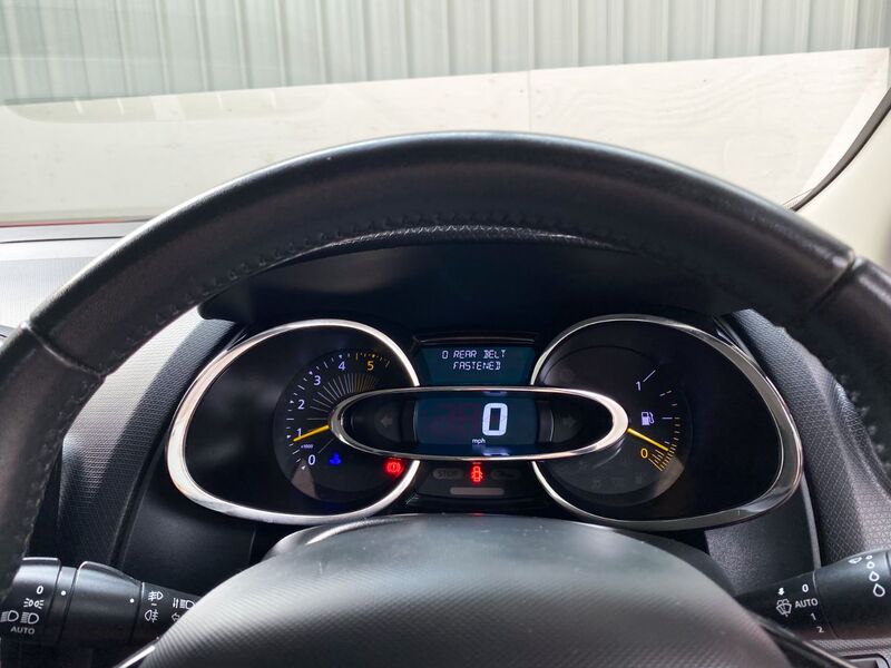 RENAULT CLIO