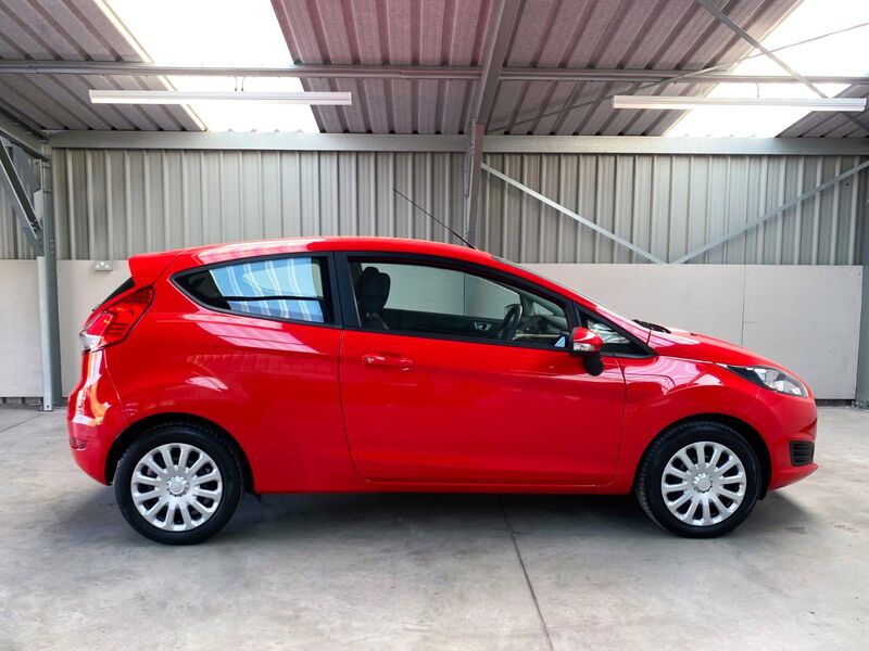 FORD FIESTA