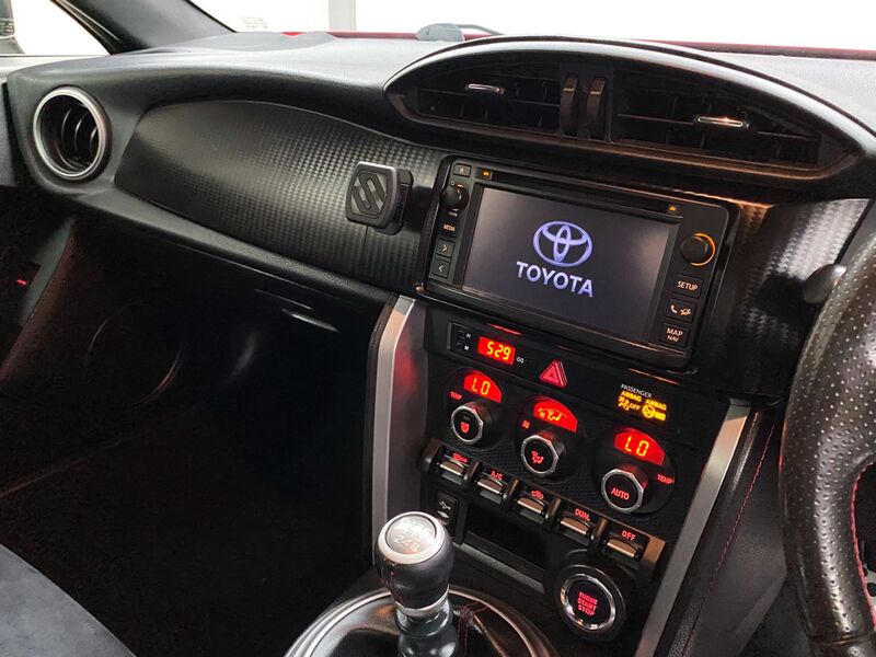 TOYOTA GT86