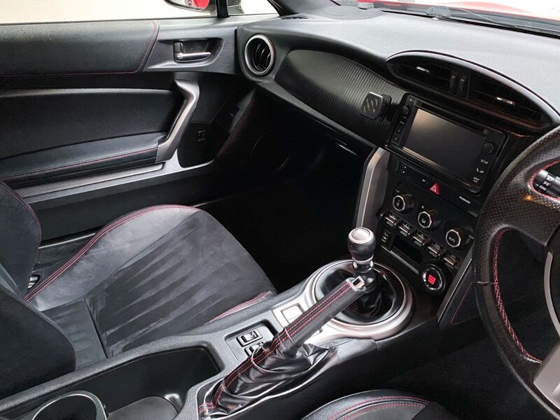 TOYOTA GT86