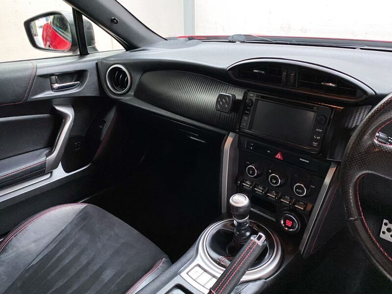 TOYOTA GT86