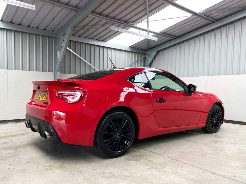 TOYOTA GT86