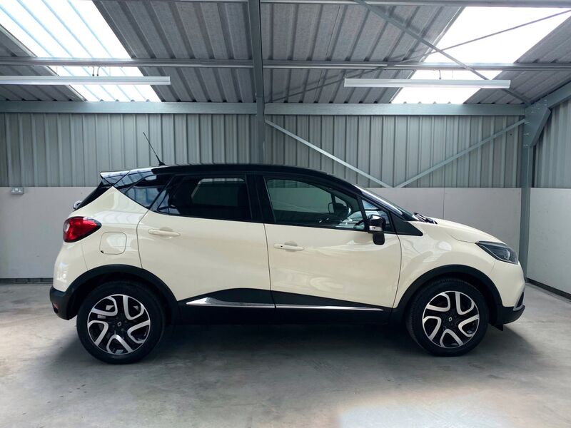 RENAULT CAPTUR