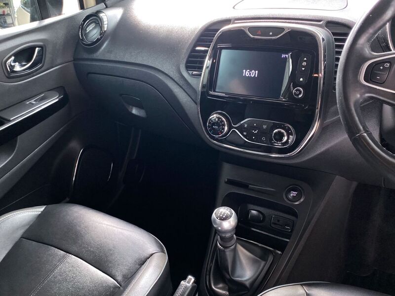 RENAULT CAPTUR