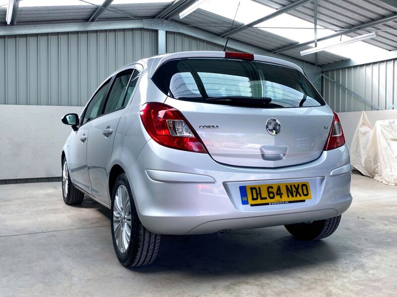 VAUXHALL CORSA