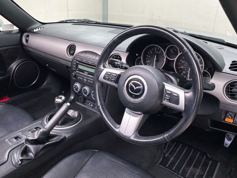 MAZDA MX-5