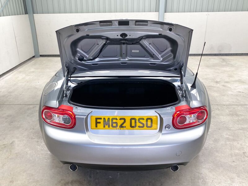 MAZDA MX-5