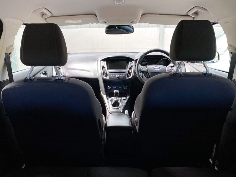 FORD FOCUS