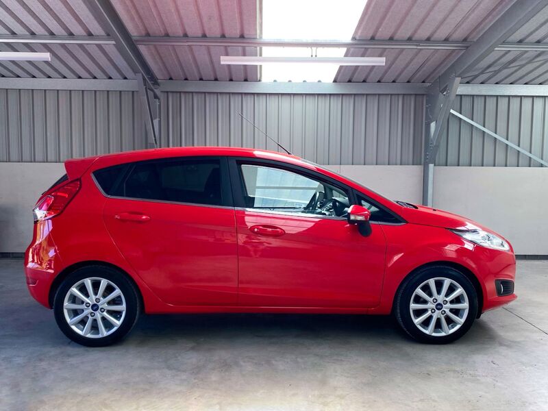 FORD FIESTA