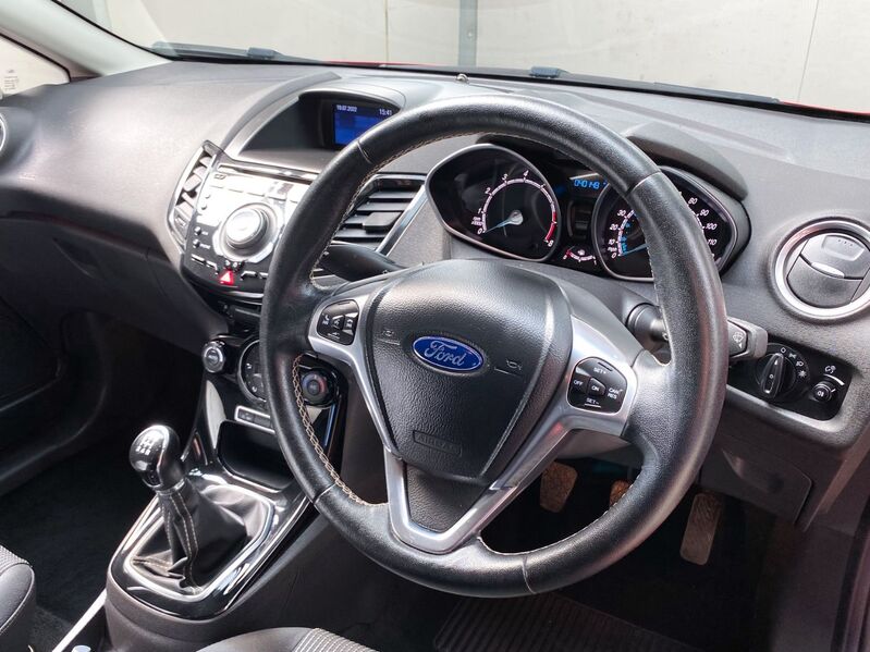 FORD FIESTA