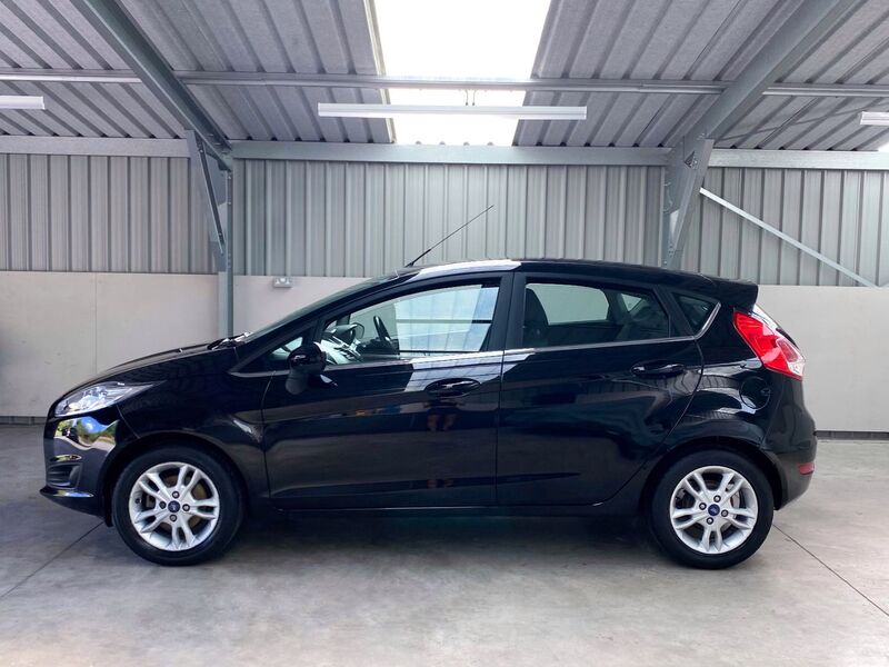 FORD FIESTA