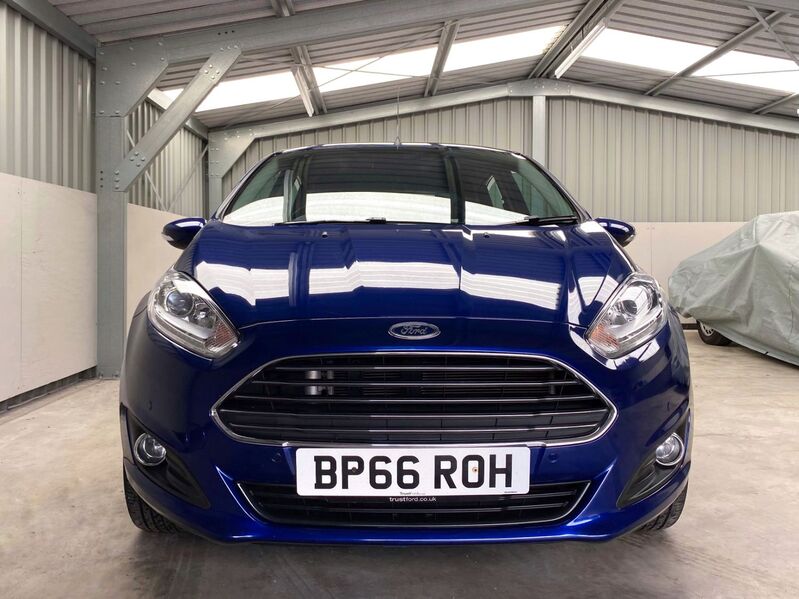FORD FIESTA