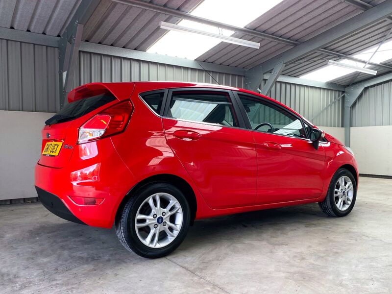 FORD FIESTA