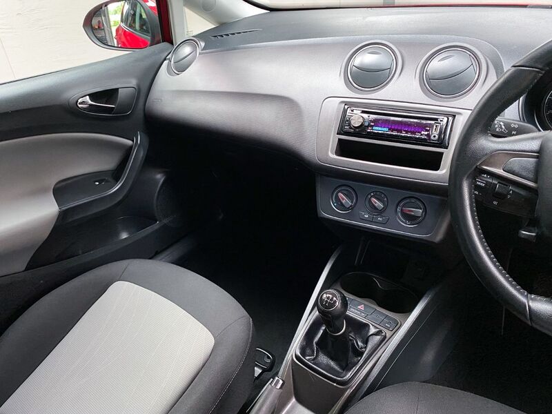 SEAT IBIZA