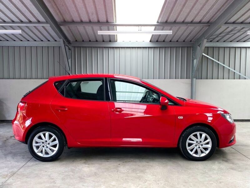 SEAT IBIZA