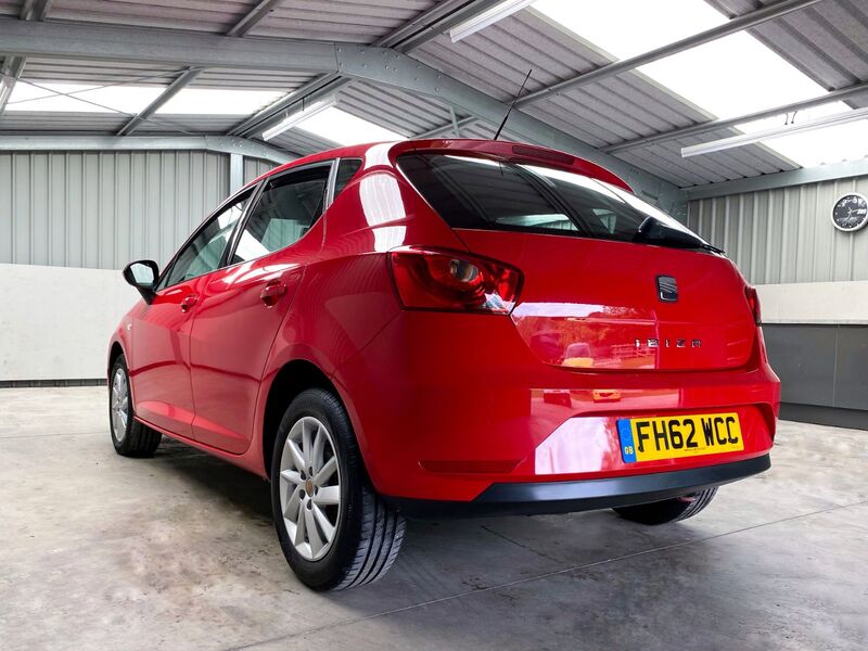 SEAT IBIZA