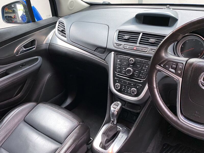 VAUXHALL MOKKA