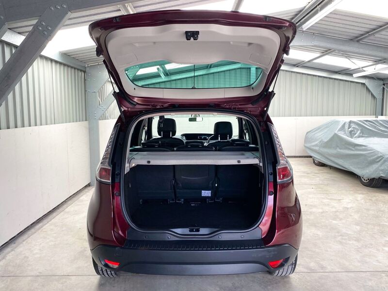 RENAULT SCENIC