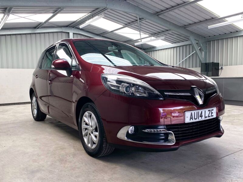 RENAULT SCENIC
