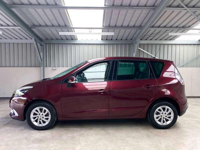 RENAULT SCENIC