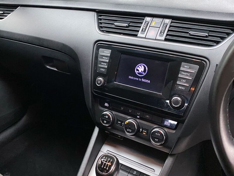 SKODA OCTAVIA
