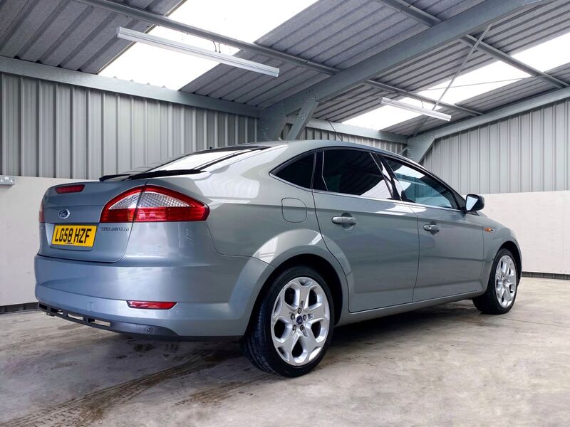 FORD MONDEO
